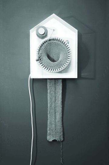 Knitting_clock01