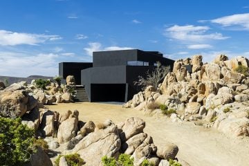 Black Desert House02