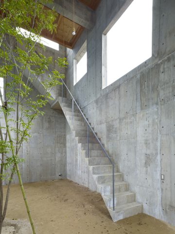 House_in_Yagi_04