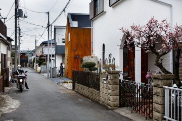 Chofu House by Daisuke Sugawara