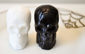 dailybasics_halloween-skullsoap