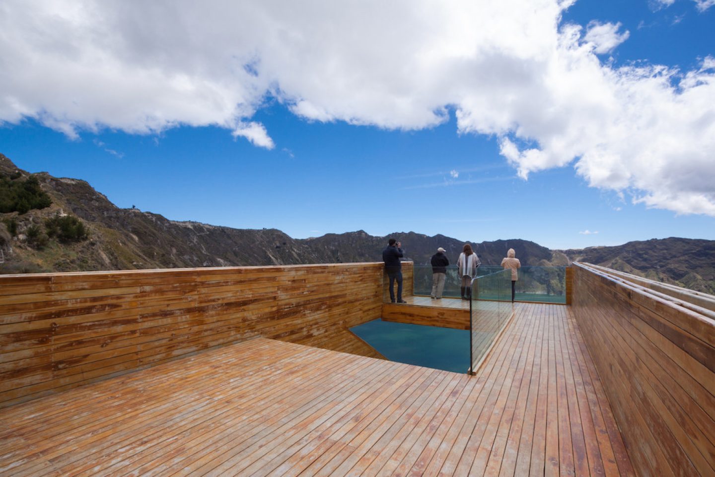 top10viewpoints_quilotoa-_1166