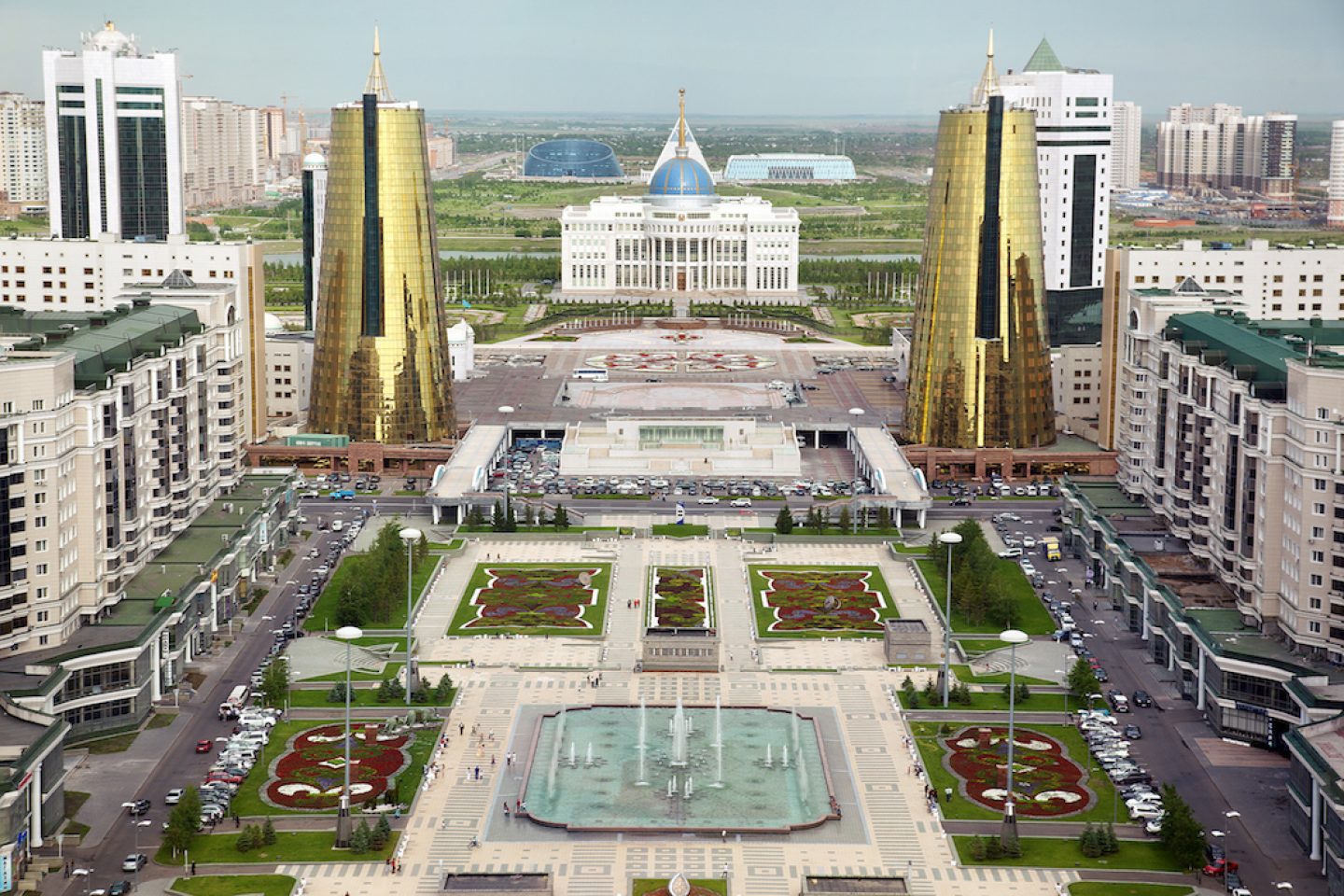 Astana's neo-baroque Avenue of the Republic: The grand center of the new town