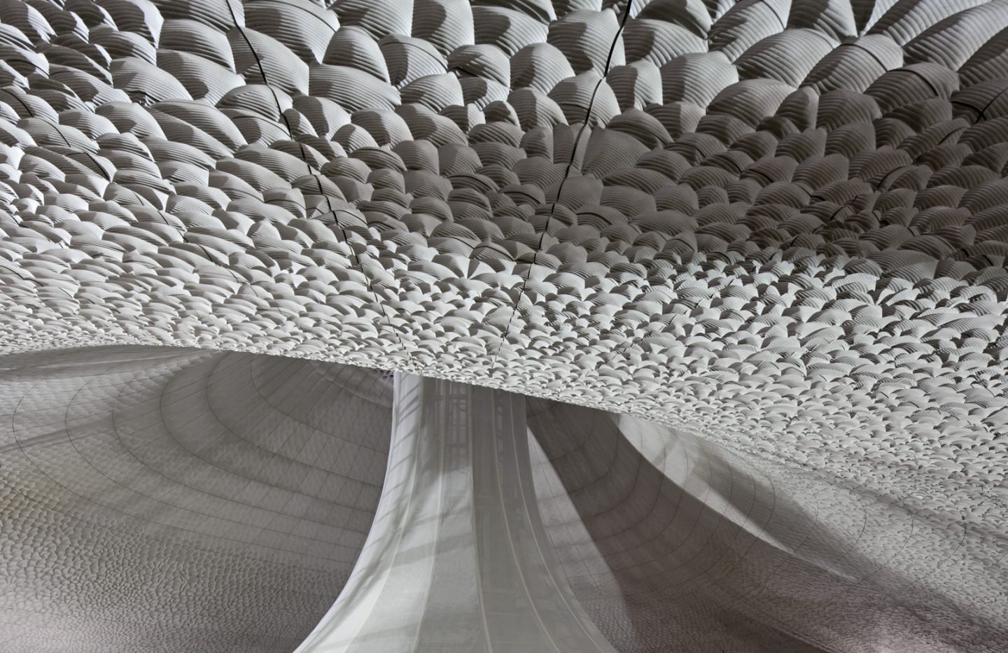 Elbphil-HdM-AcousticCeiling-Photo-c-OliverHeissner-8273