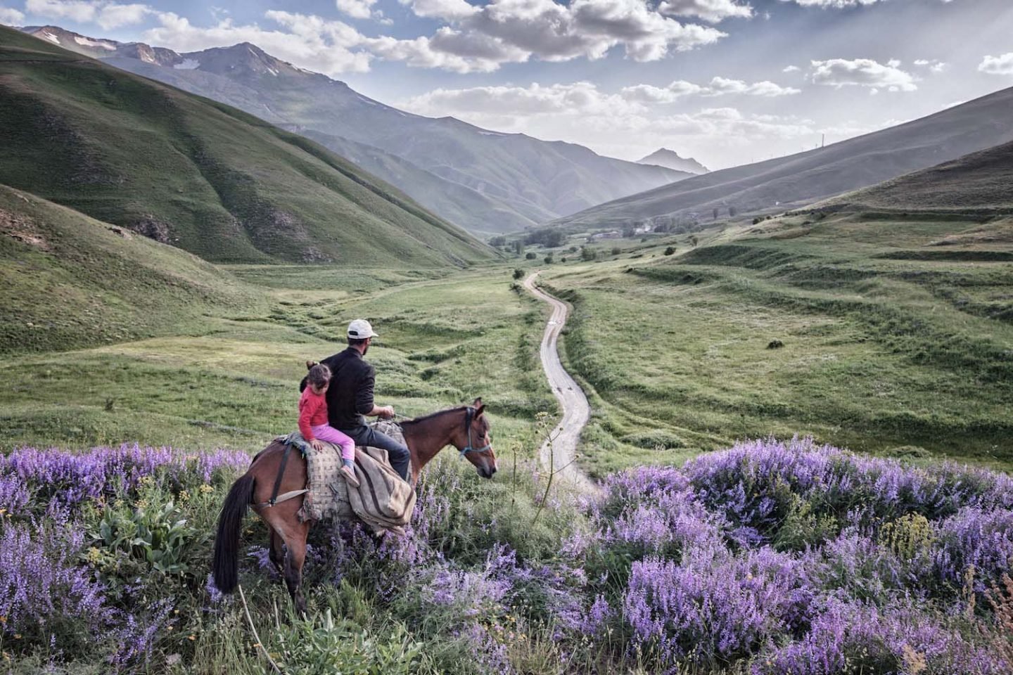 iGNANT_On_The_Road_Nadir_Bucan_Turkey_05