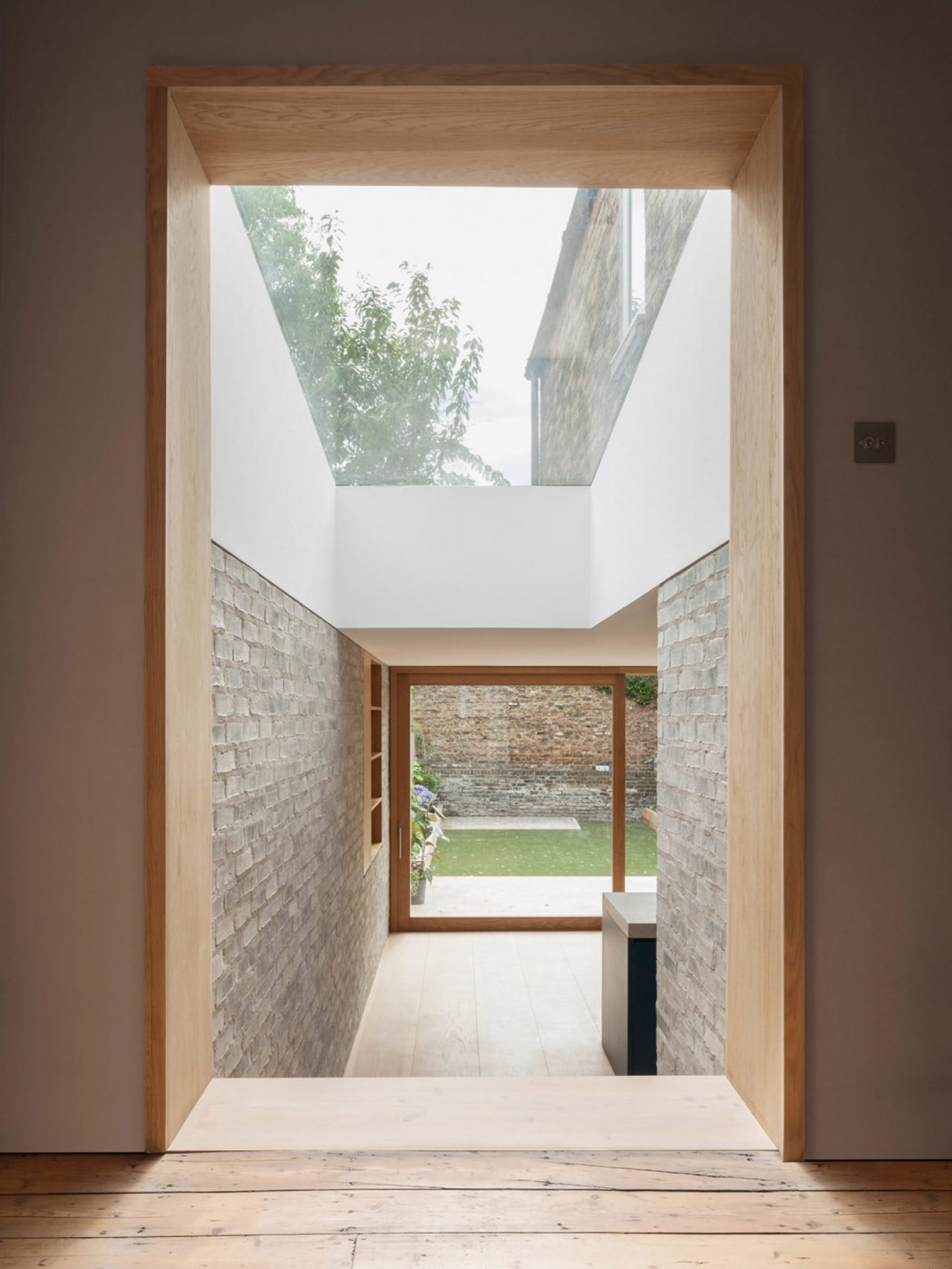 iGNANT_Architecture_AlJawad_Pike_London_Stoke_Newington_Renovation_5