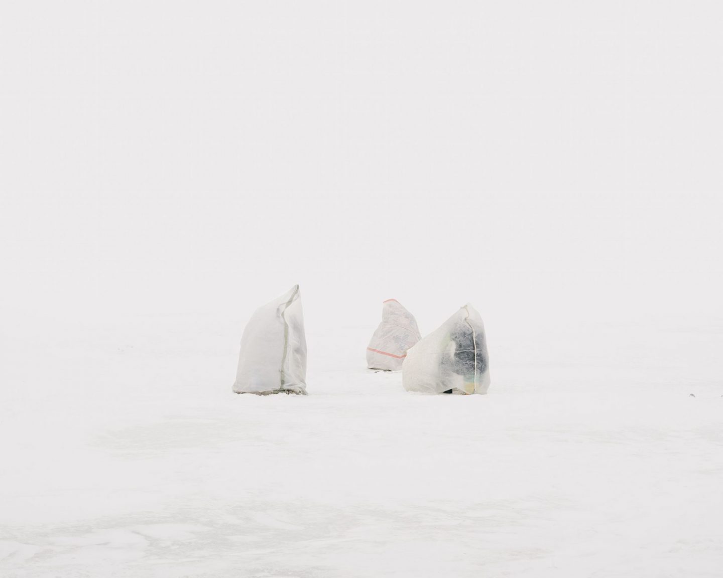 iGNANT_Photography_Aleksey_Kondratyev_Ice_Fishers_9