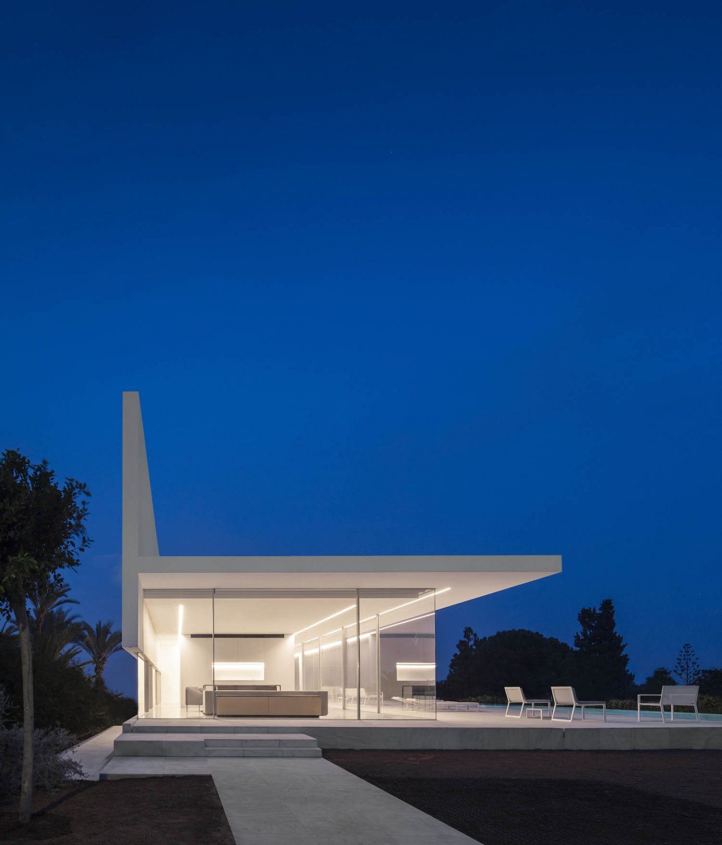 IGNANT-Architecture-Fran-Silvestre-Arquitectos-Hofmann-House-4