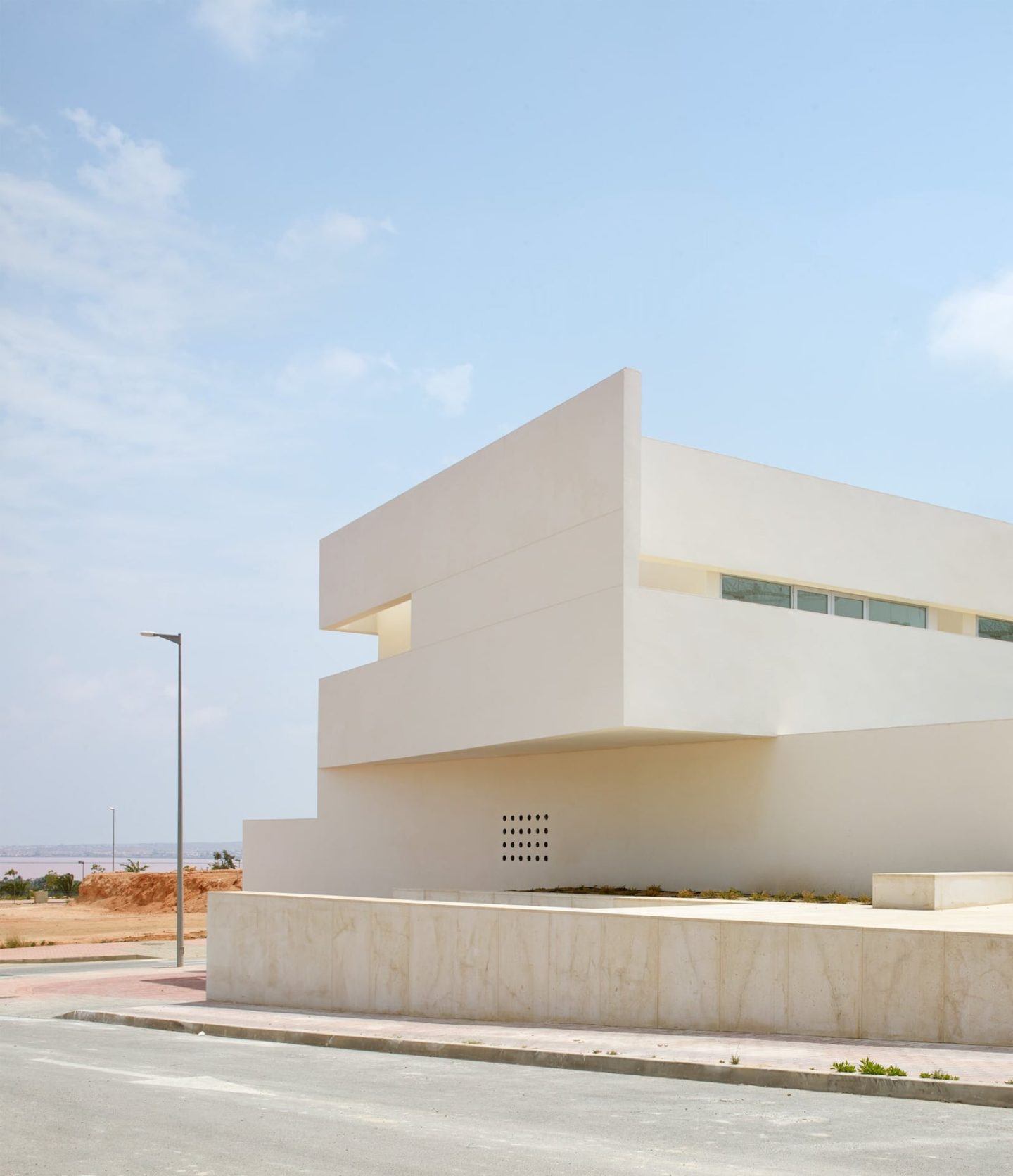 lGNANT-Architecture-Balzar-Arquitectos-Mirasal-006