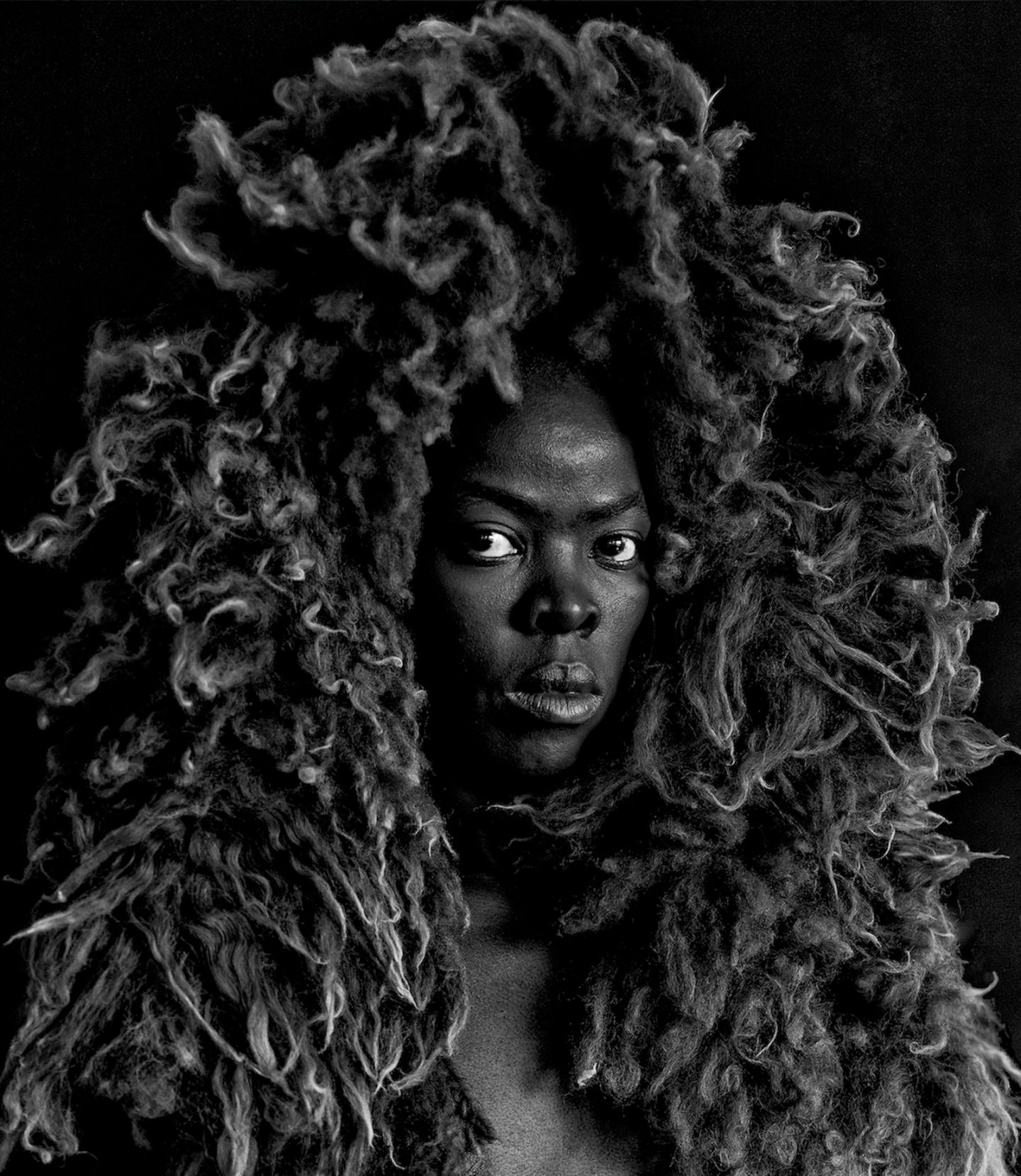 IGNANT-Photography- Zanele-Muholi-Hail-The-Dark-Lioness-004