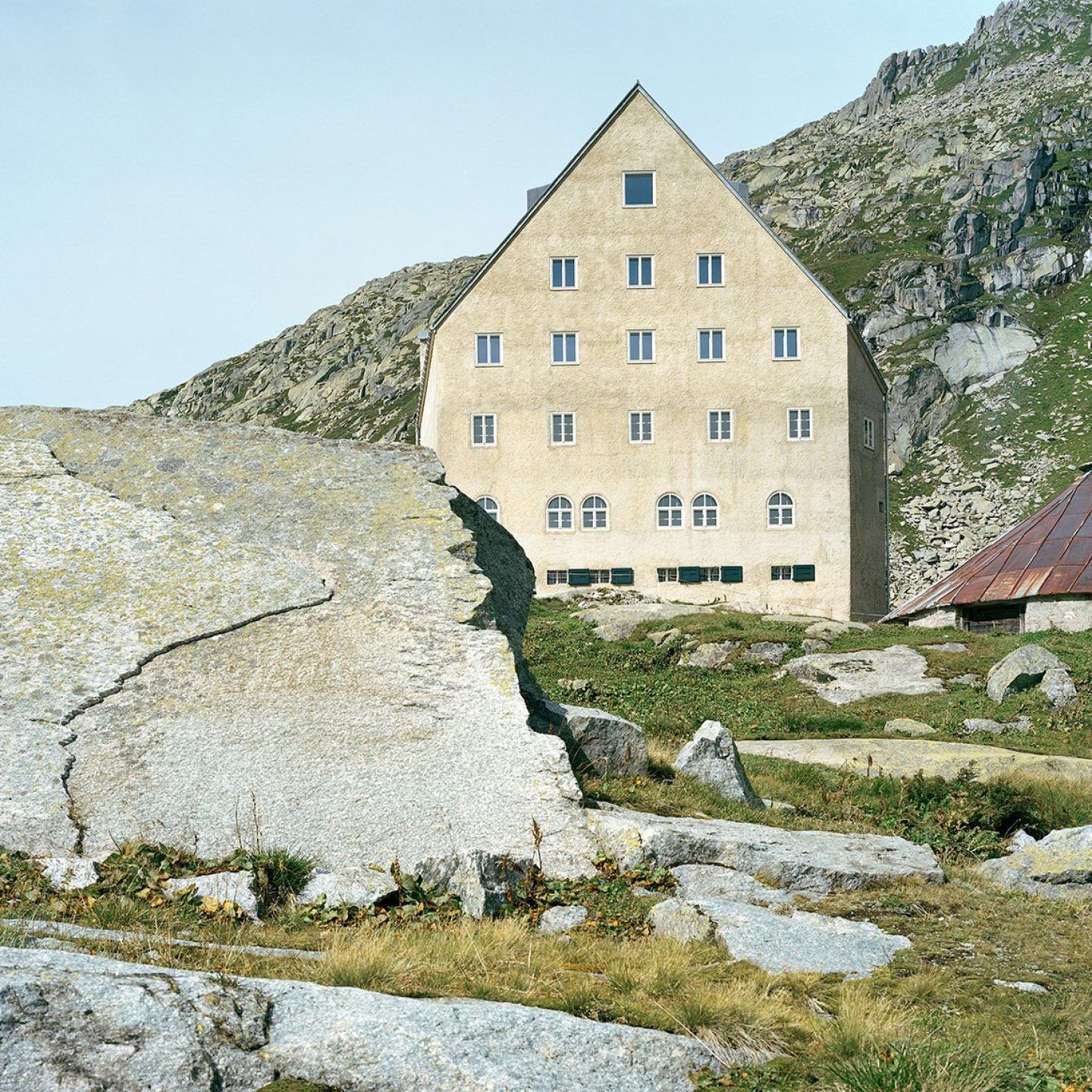 IGNANT-Architecture-Miller-Maranta-Old-Hospice-St-Gotthard-Pass-4