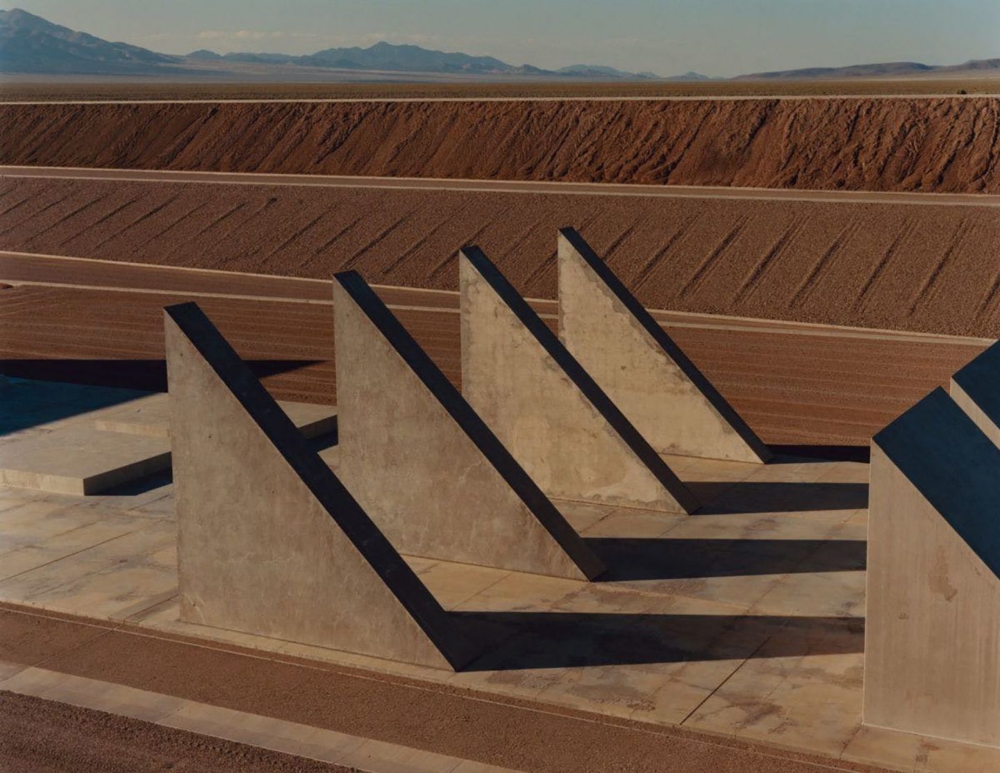 IGNANT-Art-Michael-Heizer-City-8