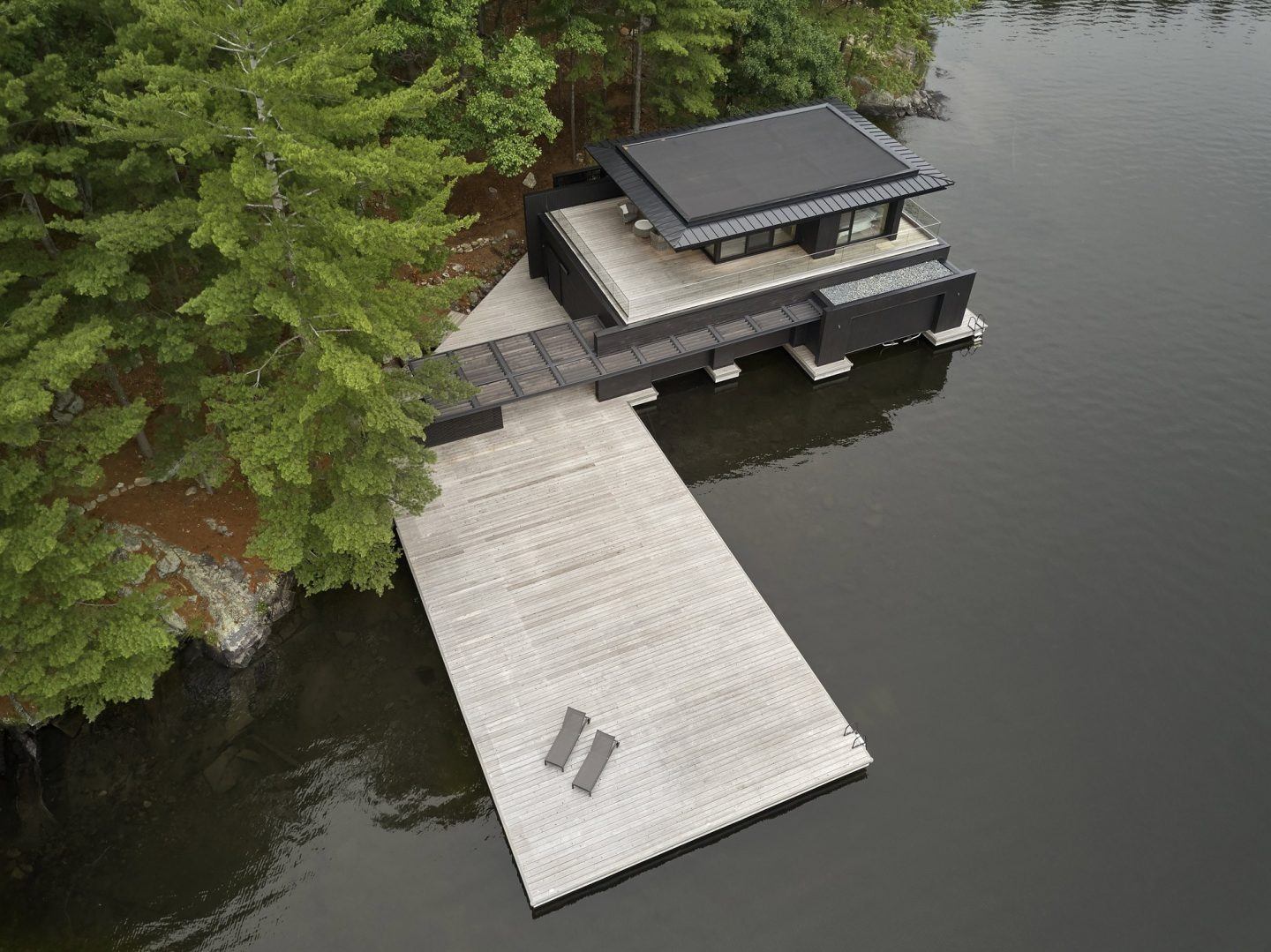 IGNANT-Architecture-Muskoka-Boathouse-2