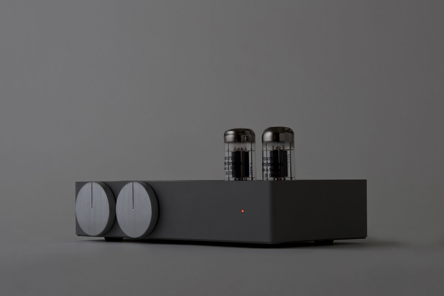 IGNANT-Design-Koichi-Futatsumata-Studio-Amplifier-1