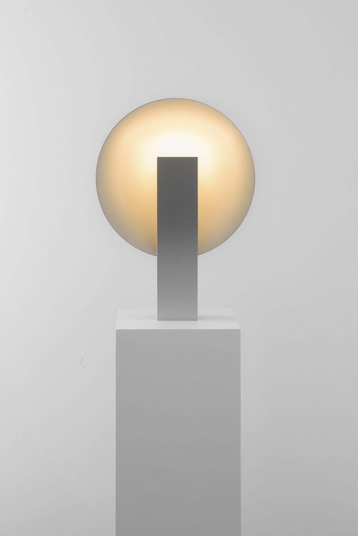 IGNANT-Design-Estudio-Rain-Orbe-Lamp-02