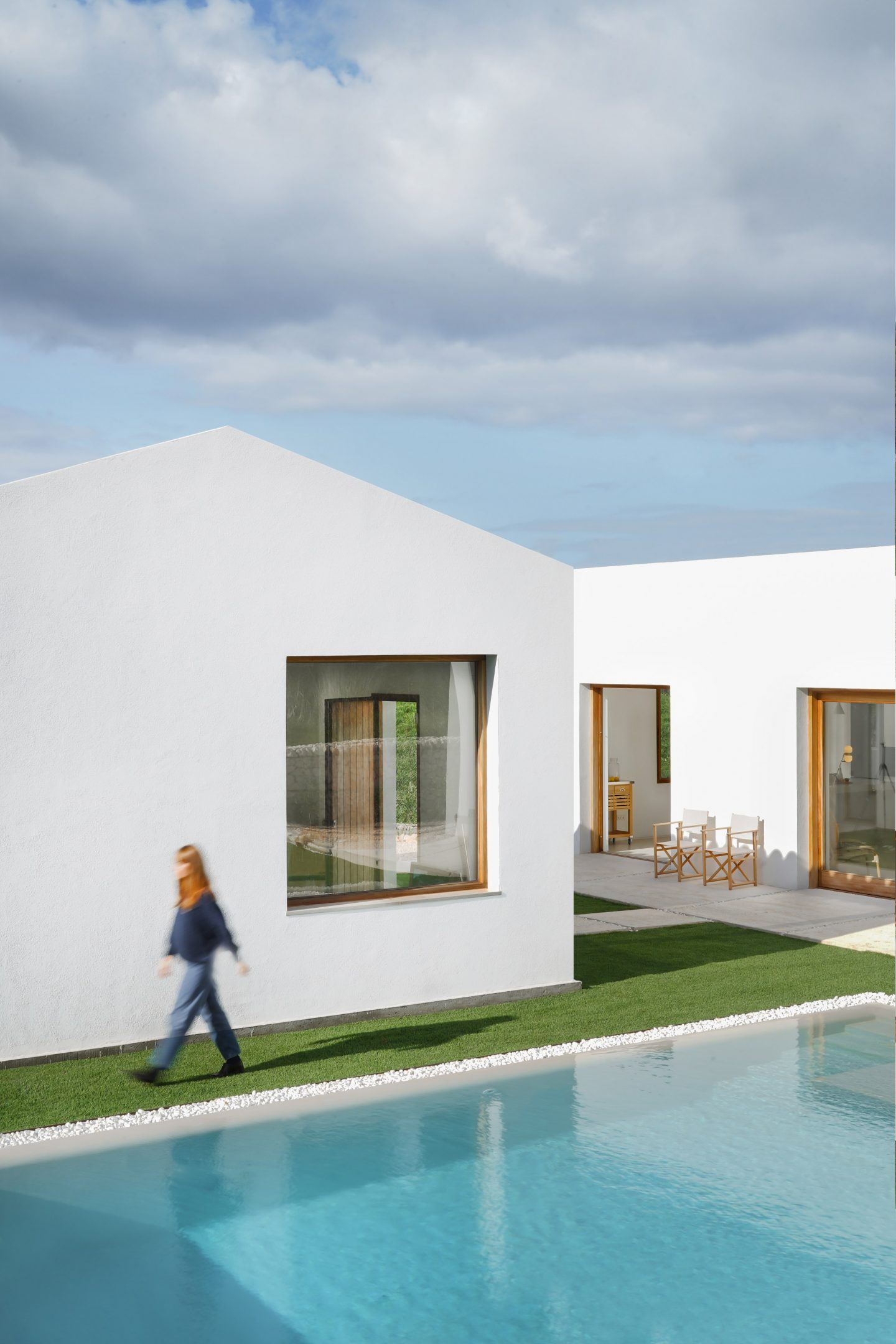 IGNANT-Architecture-Marina-Senabre-Menorca-House-02