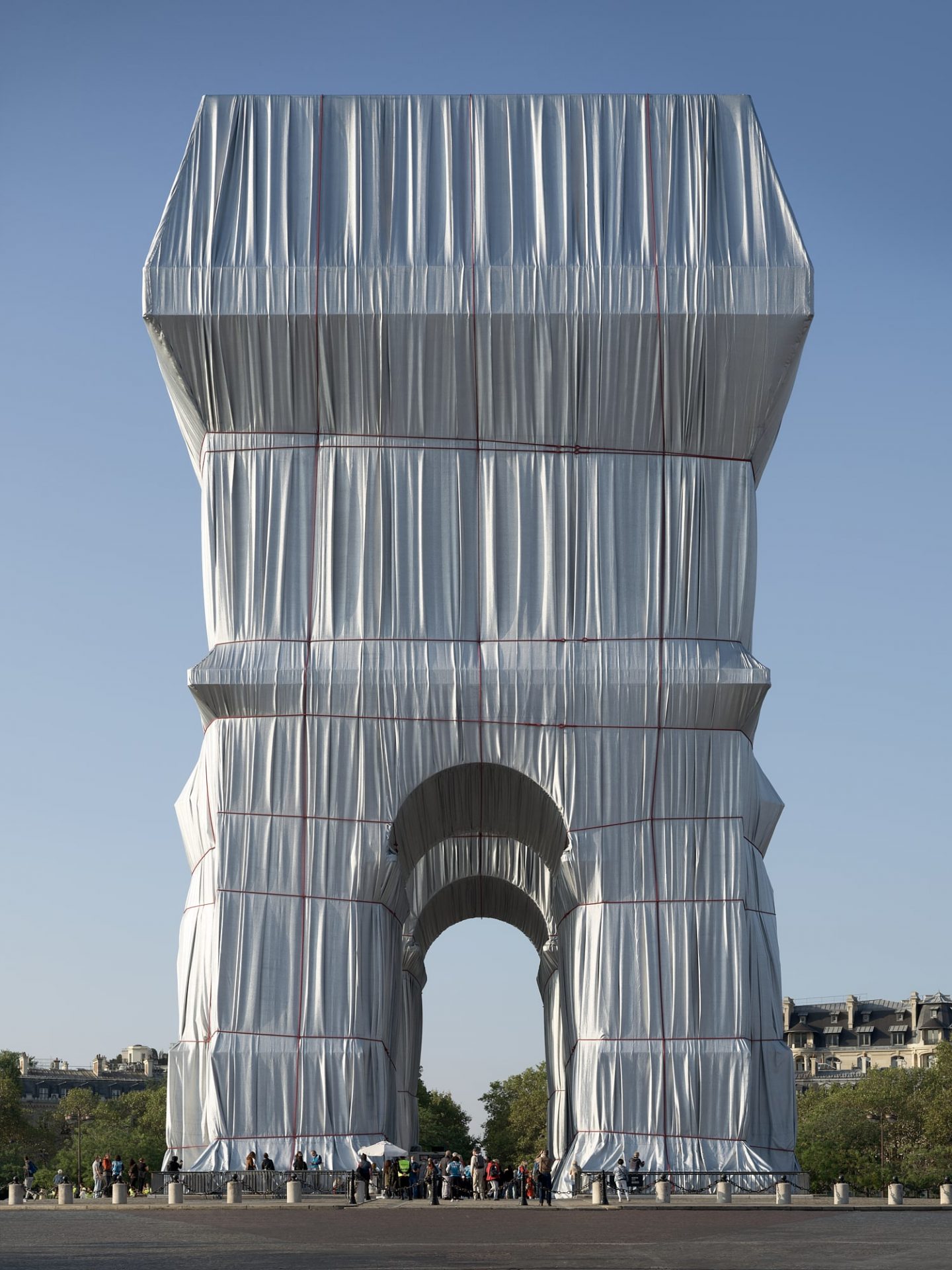 IGNANT-Photography-Arc-de-Triomphe-Yohan-Zerdoun-012