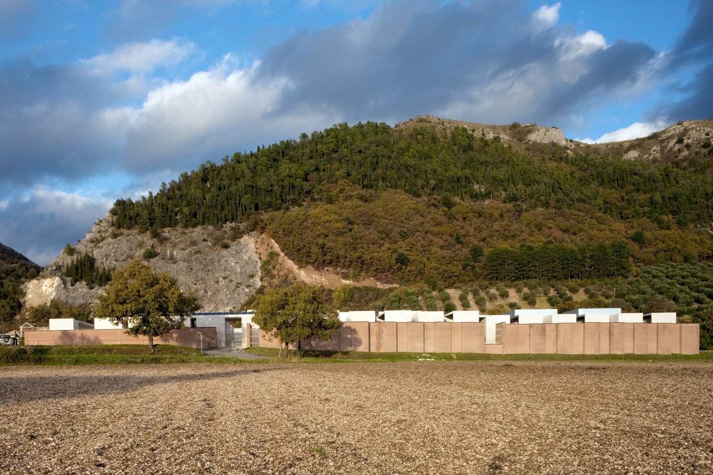 IGNANT-Architecture-Gubbio-18